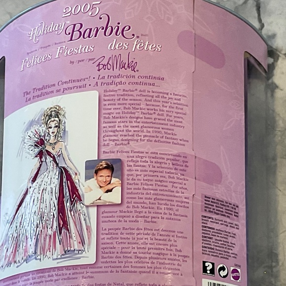 Holiday Barbie Doll by Bob Mackie 2005 NRFB Foreign Language Edition Rare - Picture 8 of 11